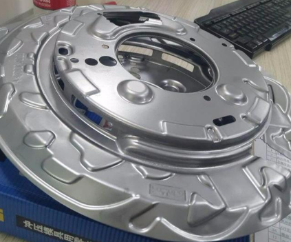 【兆恒機(jī)械】沖壓模具拉伸、成型、沖孔材料使用禁忌及折彎工藝細(xì)節(jié)處理